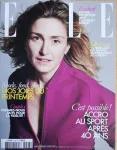 Elle, 4028 - du 02 Mars 2023 - Julie Gayet: "A mon âge, les femmes disparaissent au cinéma"